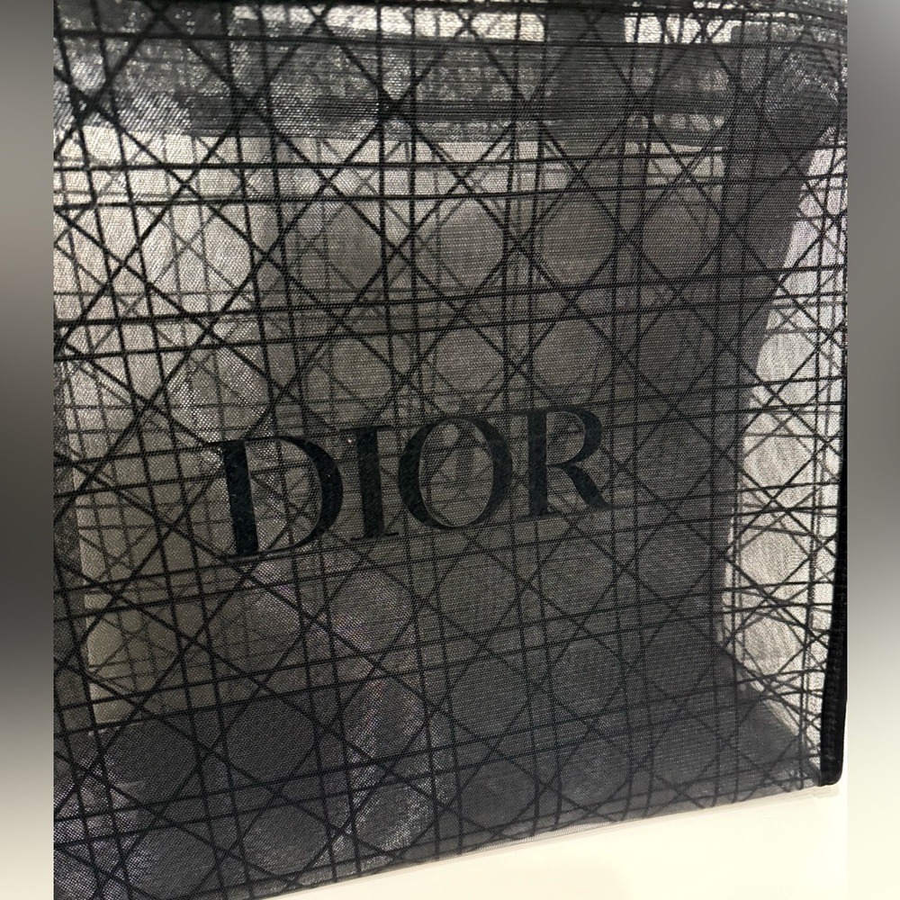 Dior Beauty Black Logo Mesh Tote - Picture 10 of 13